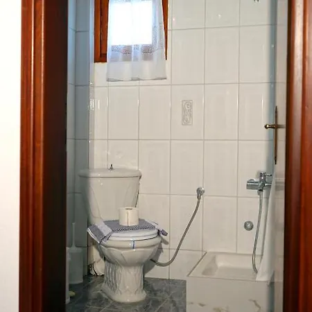 Konstadine